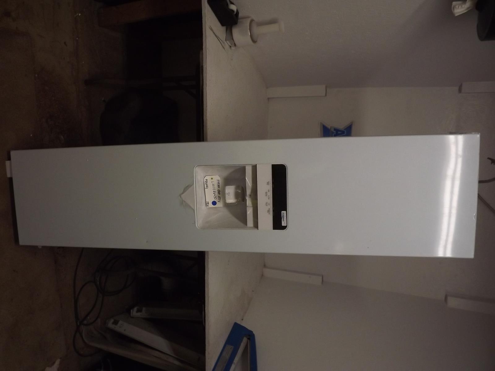 Maytag Refrigerator LW11026430 Freezer Door Assembly New Maytag Refrigerator LW11026430 Freezer Door Assembly New